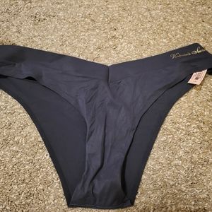 Victoria Secret navy blue Brazilian style underwear size L. NWT.